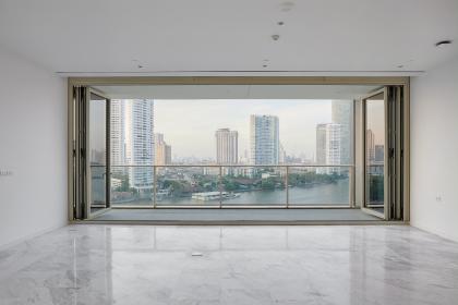 Four Seasons Private Residences Bangkok For Sale